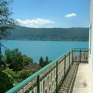 Séjour chez l'habitant Les Terrasses Du Au Bord Du D'annecy, Veyrier-du-Lac
